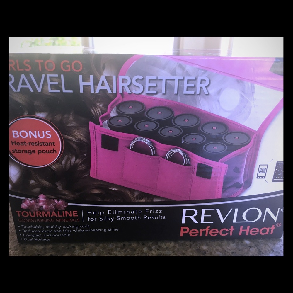 TRAVEL HAIRSETTERS - Picture 1 of 4